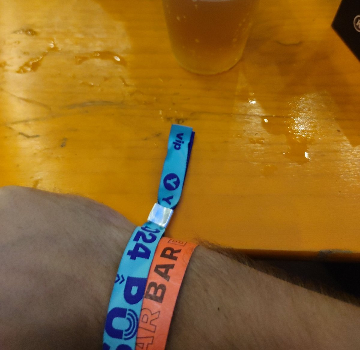 toms2318's tweet photo. @positivus Ja šis manis mīlētais mākslinieks šodien neieradīsies, kur oficiāli drīkst pieprasīt kompensāciju? Paldies. https://t.co/q0M4xeP1XR