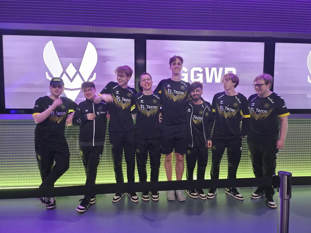 All part of the plan 🐝

Anyone got a Fnatic jersey for tomorrow?

#VForVictory