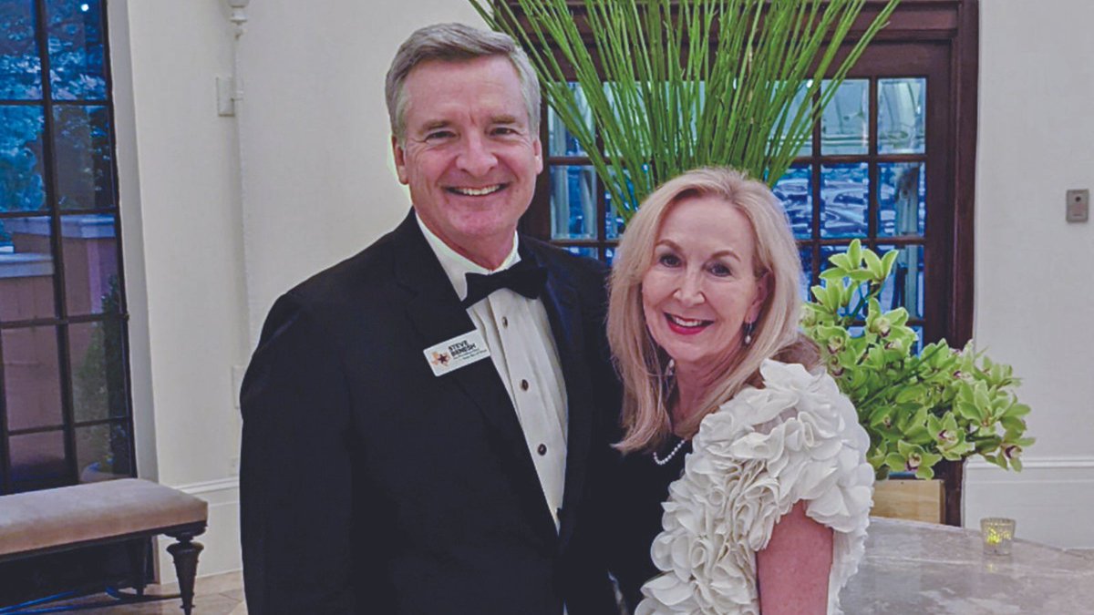 statebaroftexas's tweet photo. Before Steve Benesh started his term as president of the State Bar of Texas, he talked with the Texas Bar Journal about his career, role models, and plans as president of the State Bar. https://t.co/0IezdYXeGJ

#TXLawyer #TexasBarJournal https://t.co/xr1xXlbypt