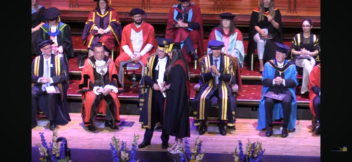zoekangur's tweet photo. Lovely day today for my graduation at @BoltonUni the sun came out too. @NorthMcrGH_NHS @BunnageJane @LorettaBrowne01 @rdt861 #advancedclinicalpractice #masterofscience #withdistinction https://t.co/2EFsPrObOJ