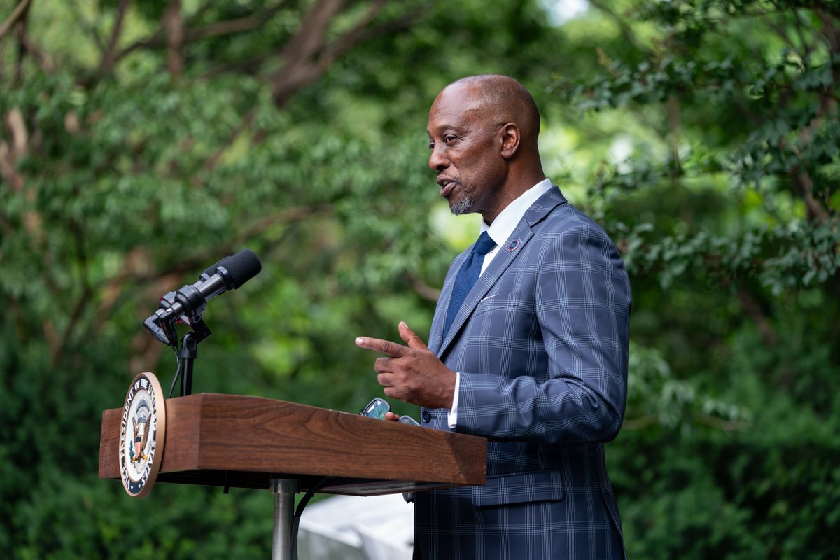 VP46Archive's tweet photo. Thank you to the small business owners, entrepreneurs, and community leaders who joined me last night at the Vice President’s Residence.

Together, we will continue our work to advance economic opportunity and build an economy where every American can thrive. https://t.co/iQjU7tMiwc