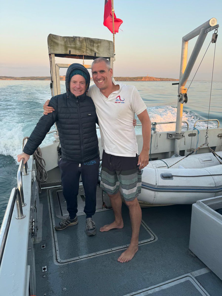 CoachTimSwim's tweet image. BOOM!!! Jos Simson is an English Channel solo swimmer!!! A cracking swim where he dug himself out of a back pain hole to land in France in 12hrs 49mins!!! Awesome job 🤙💪👊 @RedTopSwim @CSAswimmers