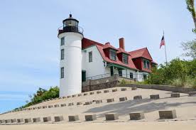 FarosLos's tweet photo. 19 de julio de 1984 se inscribe en el {NRHP} -National Register of Historic Places-, “Point Betsie lighthouse”. Situado en Point Betsie, lago Míchigan, Frankfort, condado de Benzie, estado de Míchigan (Estados Unidos). #PointBetsieLighthouse https://t.co/lLz03LCeRN