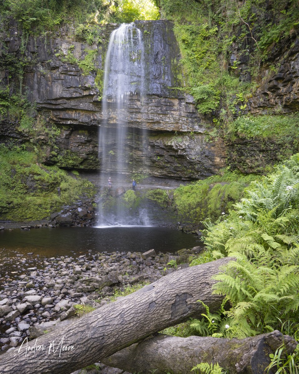 What a glorious day to be a tourist in the Brecon / Bannau Brycheiniog <a href="/visit_mon/">Visit Monmouthshire</a> <a href="/VisitBrecon/">VisitBrecon</a>. 
Lovely weather and car parks not too full.
Enjoying the sites on our doorstep.
