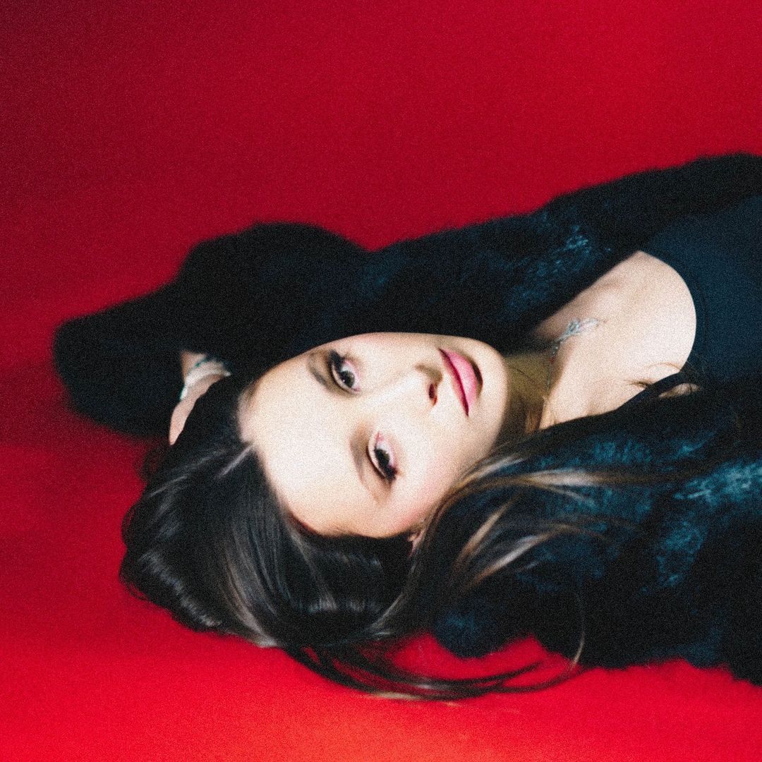 Little Black Dress is OUT NOW!!!🖤💃🏼

When  I slip on my lbd it boosts my confidence, and makes me feel empowered.  This song is a reminder to embrace who I am and I hope it makes all of  you feel that too!💋