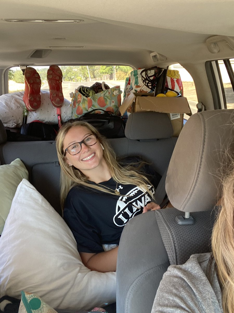RBartholomew3's tweet photo. Packed up and on the road to @PGFnetwork Nationals 🥎🌊🌴 https://t.co/RowUL3QqSN
