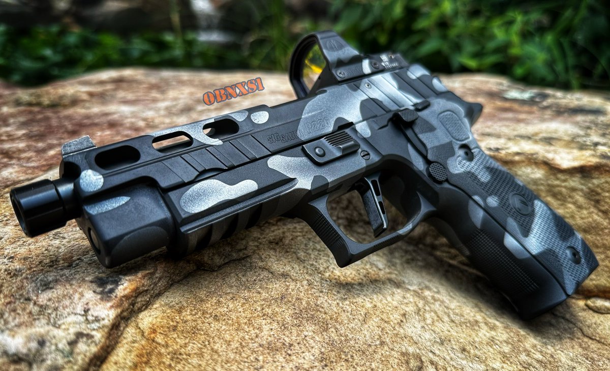 OBNXS1's tweet photo. My Sig Sauer P226 Legion
#sig #sigsauer #p226 #dpp #deltapointpro #urbancamo #metalart #functionalart #gun #firearm #2A #gunsofx #silencerco https://t.co/ScBGUx7Ncs