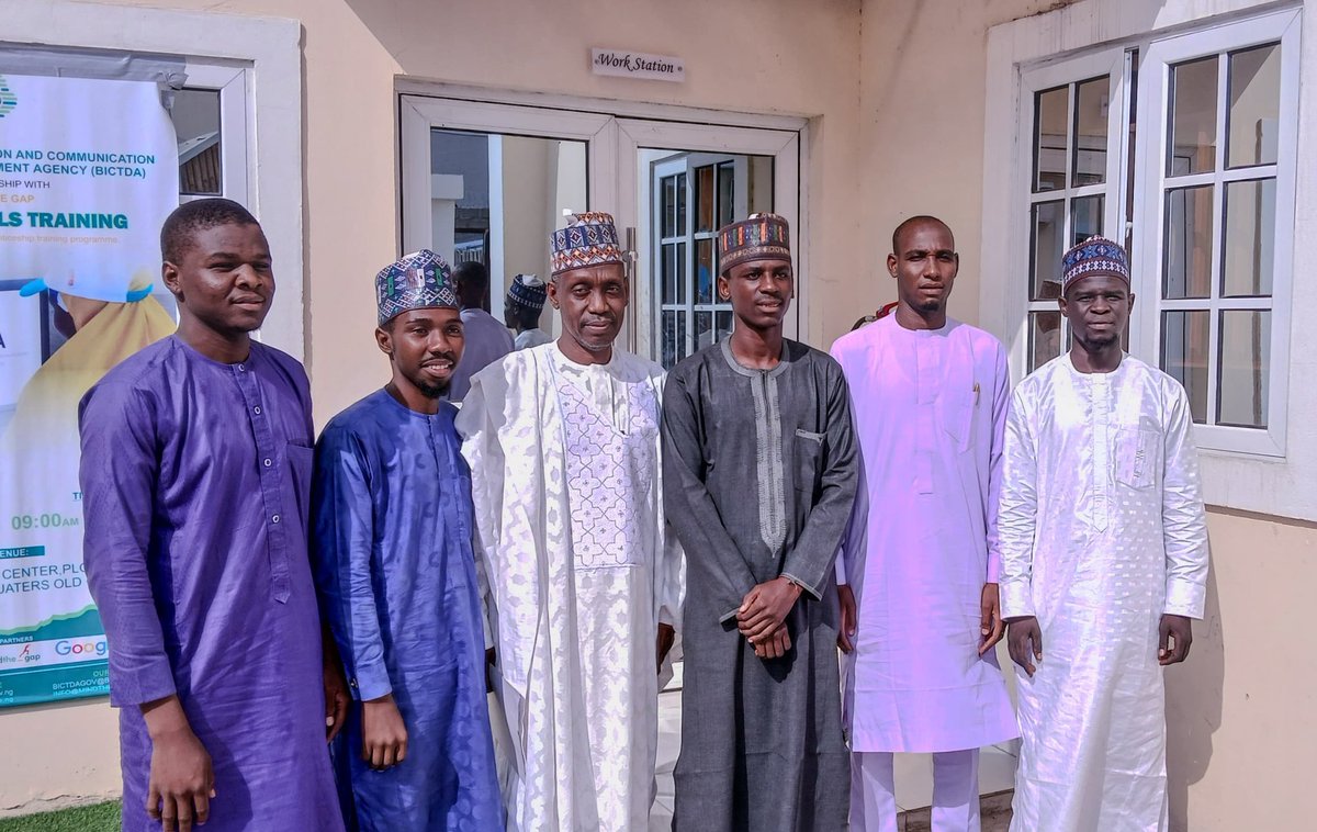 BICTDA_Borno's tweet photo. Photos: Final day at the Digital Skills Training Workshop on Internship and Apprenticeship programme, organized by Borno Information and Communication Technology Development Agency (@BICTDA_Borno) in partnership with Google, and Mind the Gap.
#Bictda #Borno #Mindthe_Gap #Google https://t.co/uWRmhkn3LW