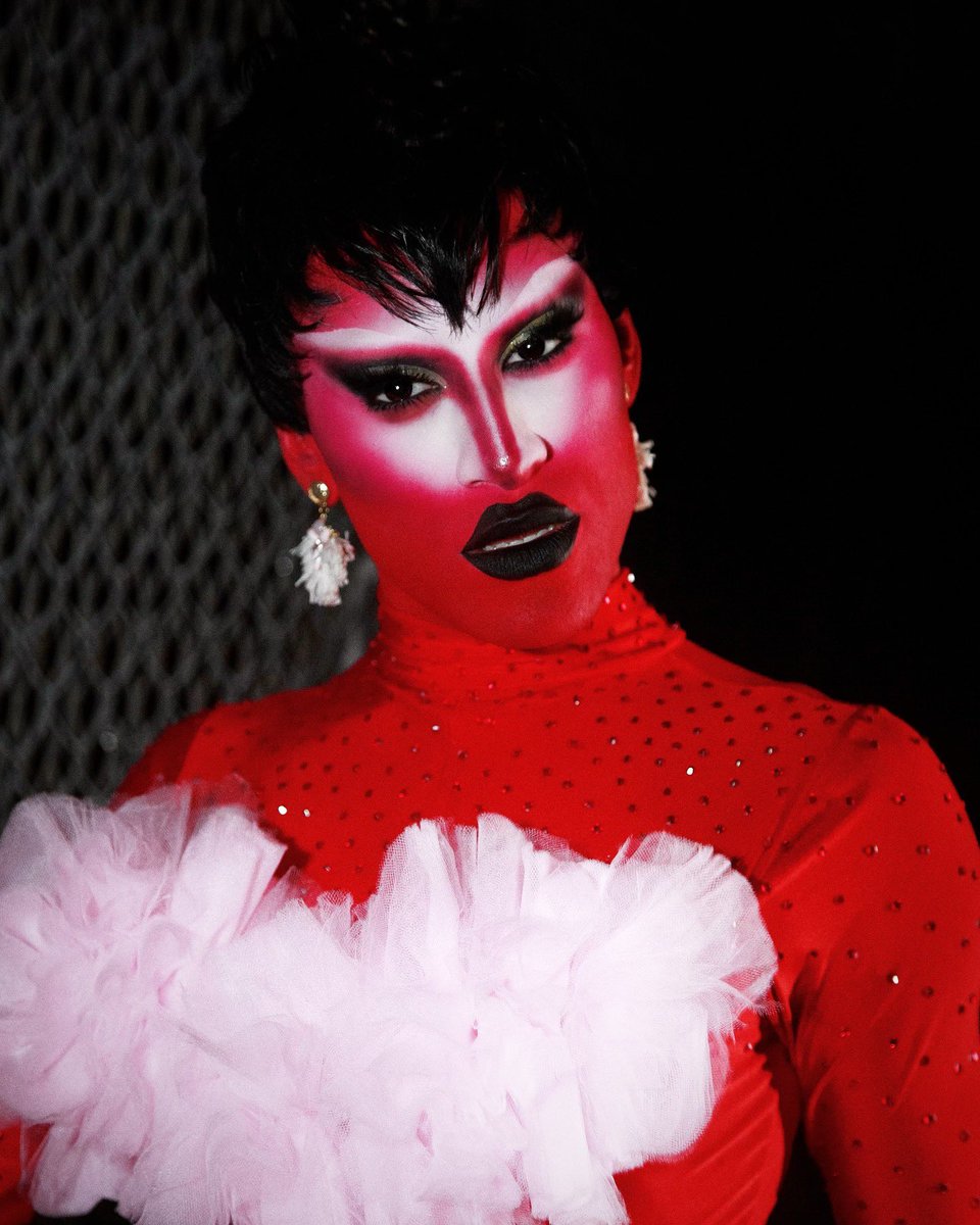 drolopezfierce's tweet photo. HIM? nah this is THEM 💗🖤♥️ 

look by me ⭐️ https://t.co/l18DXYlpx1