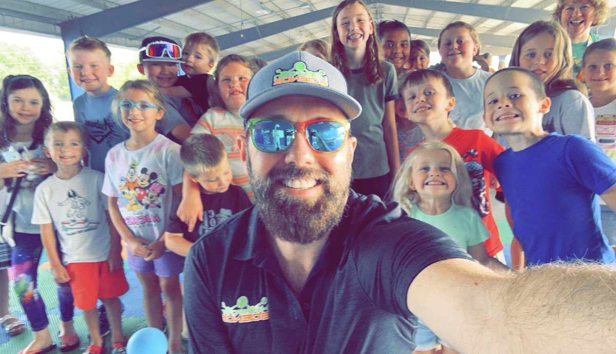 STEMLabOnTheGo's tweet photo. Summer #science #adventure, at Logan County Public Library, in #Kentucky.
#HookedOnScience #MrScience #Summer #SummerSTEM #STEM #KYSTEM #Russellville #Auburn https://t.co/e8DFdVpsgO