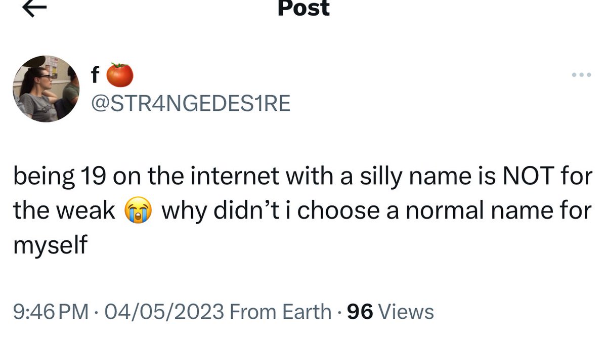 SHARKL0R's tweet photo. hi this thread is about @ plumlovebot
He started talking to me 16th nov 2023 through this acc. it was casual convo that turned flirty. his account said he was 19. (I was 18 at the time) here are the ss of what his acc and rentry looked like https://t.co/kFxVZ7NxsG