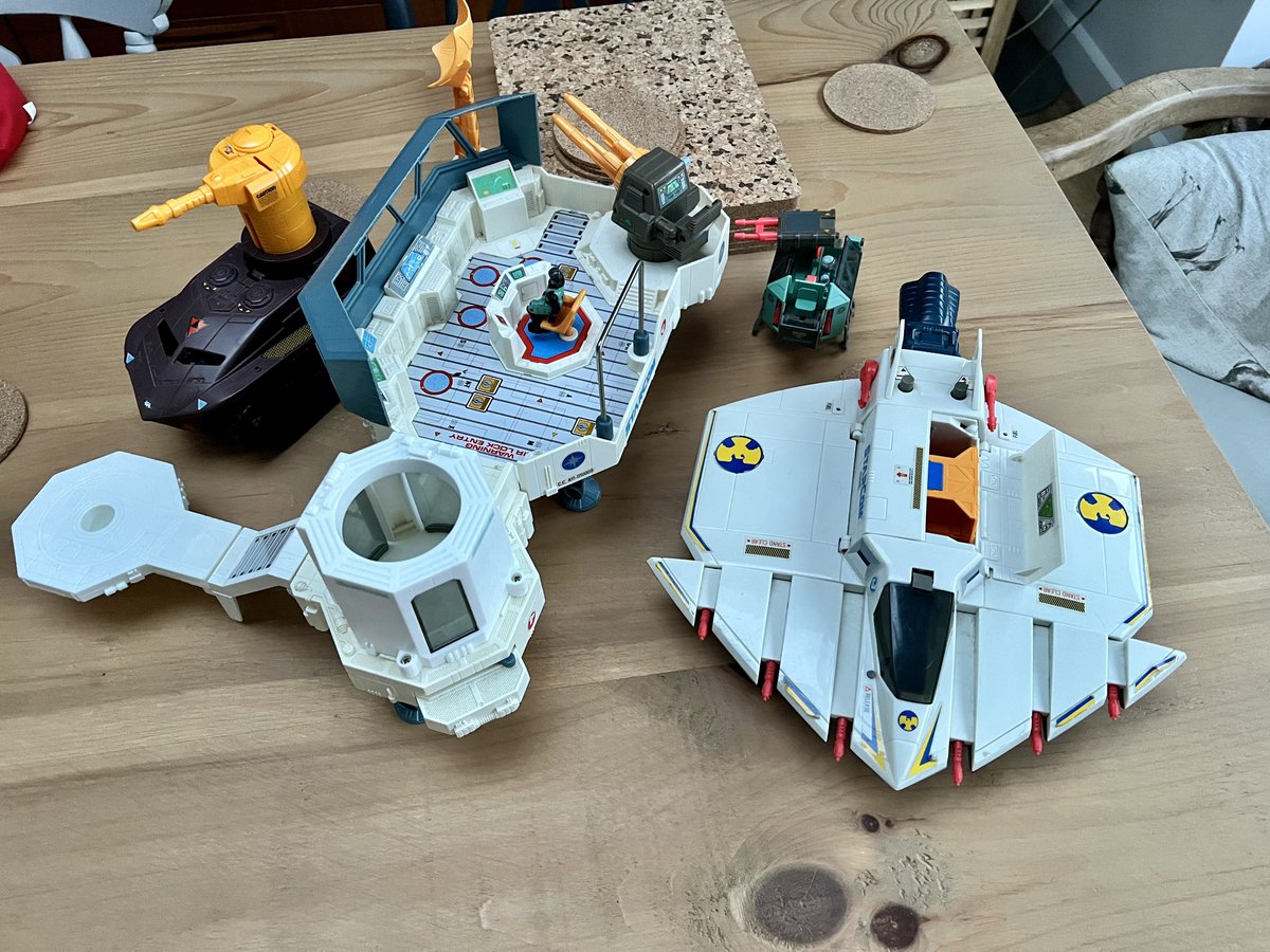 This evening the kids asked to play with my old StarCom toys. They now want to know why their toys weren’t this cool! 😎 
#StarCom #oldschool