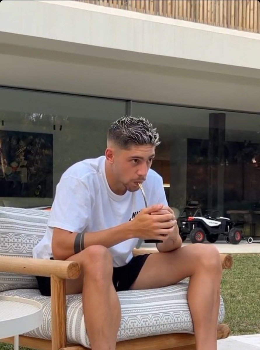 madrid_total2's tweet photo. Yo esperando que vuelva el Real Madrid: https://t.co/v0cxlI9i3M