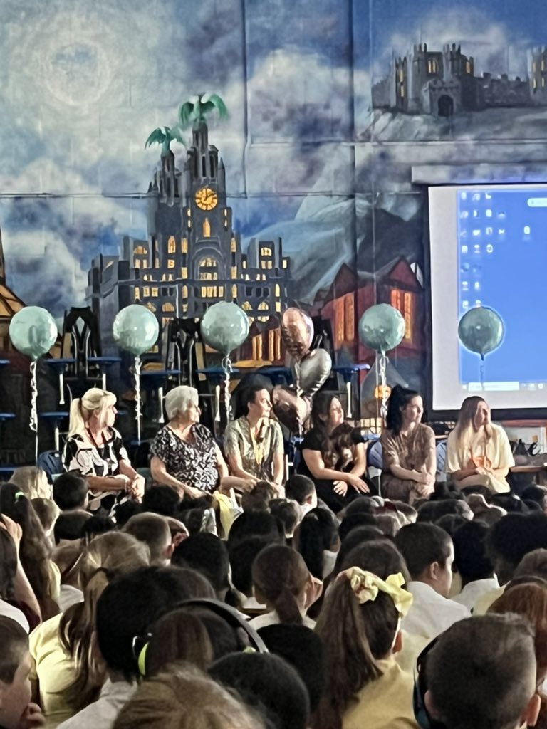 WebAnfield's tweet photo. Goodbye &amp; thank you to Ms Hypson and Mrs Roche who are retiring after many years at @AnfieldPrimary 💜 Good luck to our amazing Miss Wade, Mrs Abbie and Mrs Spike who are leaving us today &amp; Miss Passingham who is getting married 👰🏻 https://t.co/TpYVgUMtAx