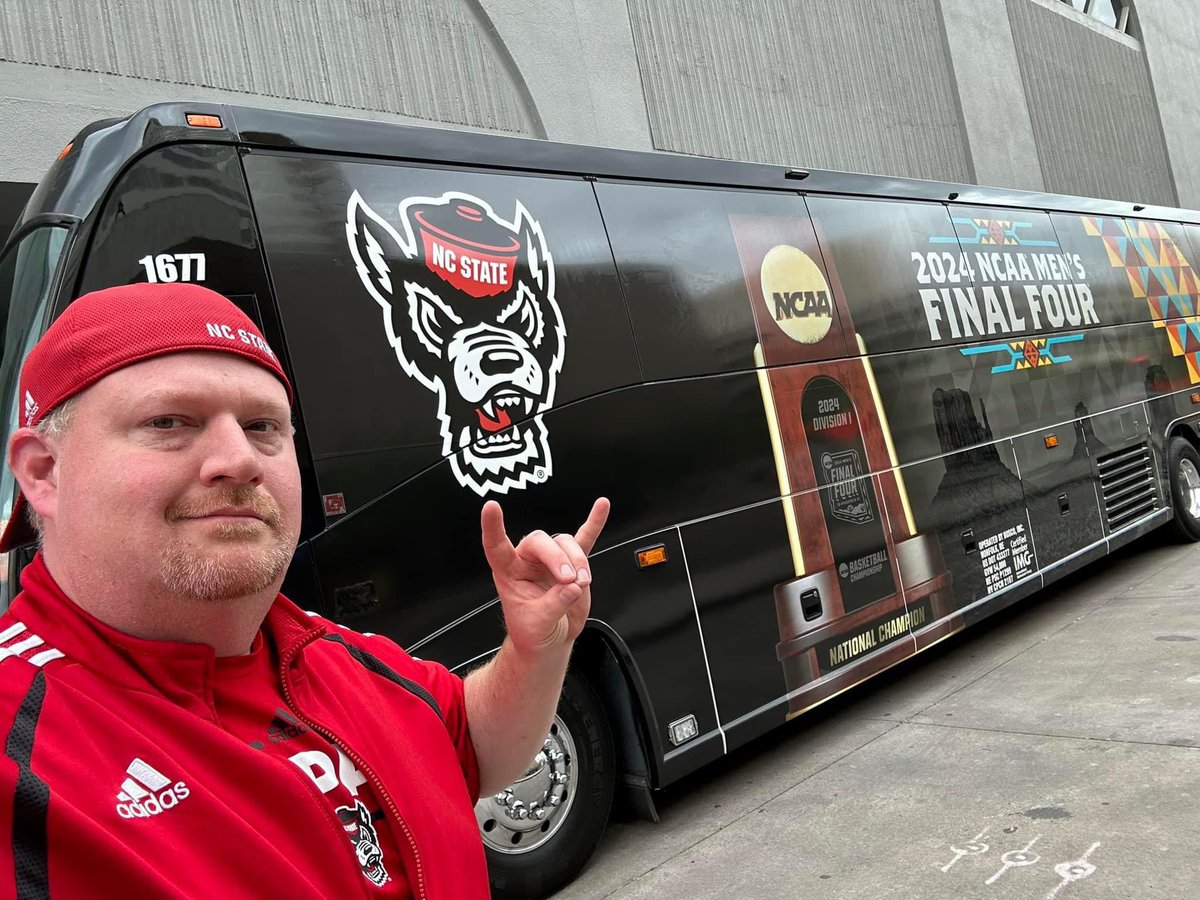 Bigisredis's tweet photo. @CoachKeattsNCSU https://t.co/C1qC3JeBrU