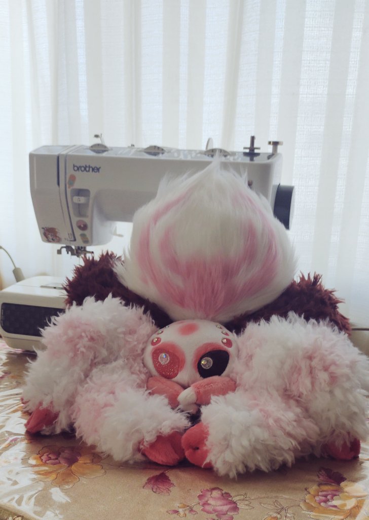 NeroFledermaus's tweet photo. Almost two years from. This fluffy spider 💖
#HazbinHotelAngelDust #spider #plushie #plushart https://t.co/poKRLHEX3h
