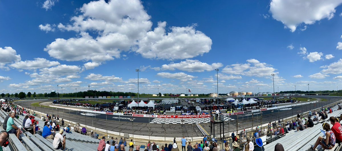 khifan's tweet photo. We’ll be getting the @ARCA_Racing @NASCAR_Trucks double dip kicked off here @RaceIRP very shorty! And we’ve got chamber of commerce weather… 😊
#ShortTrackFridayNight
@ThePostman68
#Postman68 https://t.co/lgHXQyhGbK