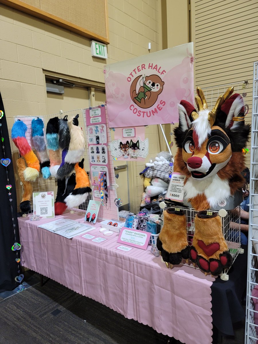 otter_half's tweet photo. Set up at AWU this weekend! Come say hi!💞
 @AnthroWeekendUT #anthroweekendutah #AWU2024 https://t.co/Yv1koxHZua