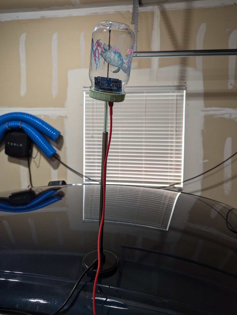 th3ph3d's tweet photo. I think my #wardriving setup may take first place for jankiest mounting hardware. #wwwdDC32 #wwwd #HardHatBrigade https://t.co/nkzGo5s18s