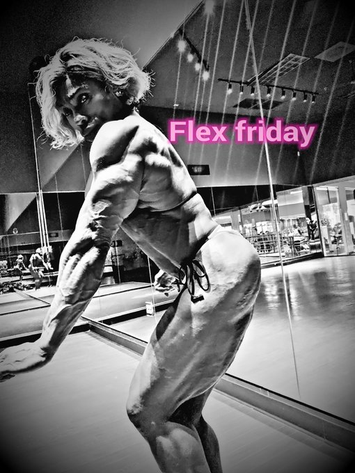 Flexing  is the only option on friday #femalebodybuilding #flexfriday #shreaded #musclechick #stayinyourlane #fitness<a href="/tag/femalebodybuilding"class="tags">#femalebodybuilding</a><a href="/tag/fitness"class="tags"><span>#fitness</span></a><a href="/tag/flexfriday"class="tags"><span>#flexfriday</span></a><a href="/tag/stayinyourlane"class="tags"><span>#stayinyourlane</span></a><a href="/tag/musclechick"class="tags"><span>#musclechick</span></a>