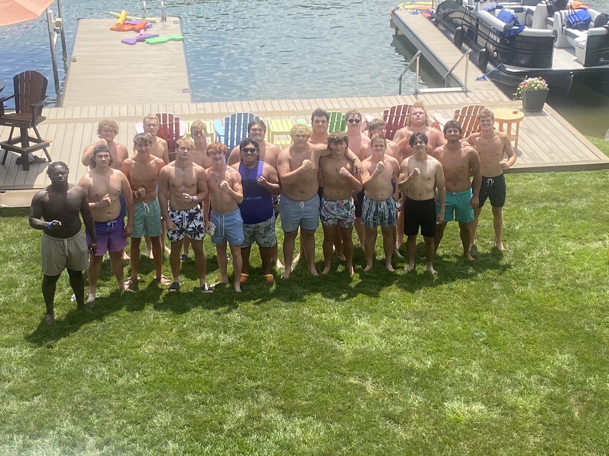 Tyler Bless tweet media