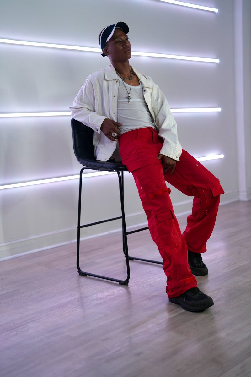 ohthatsdevonte's tweet photo. It’s been a week since the release of my new Single & Music Video, “Pop That” 🤟🏾 🔥❗️
How y’all feeling bout it???👀👀
#popthat #newmusic #musicvideo #teaser #streaming #promo #hiphop #hiphopmusic #rap #rapper https://t.co/C31ITmoY7u