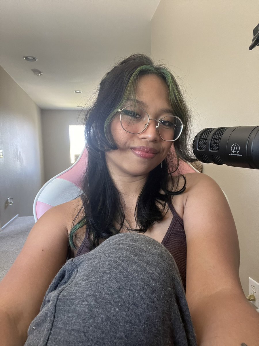 Picking things back up join me on my #stream on #twitch @ GilliardKills - link in my bio 
We’re playing #TheFirstDescendent