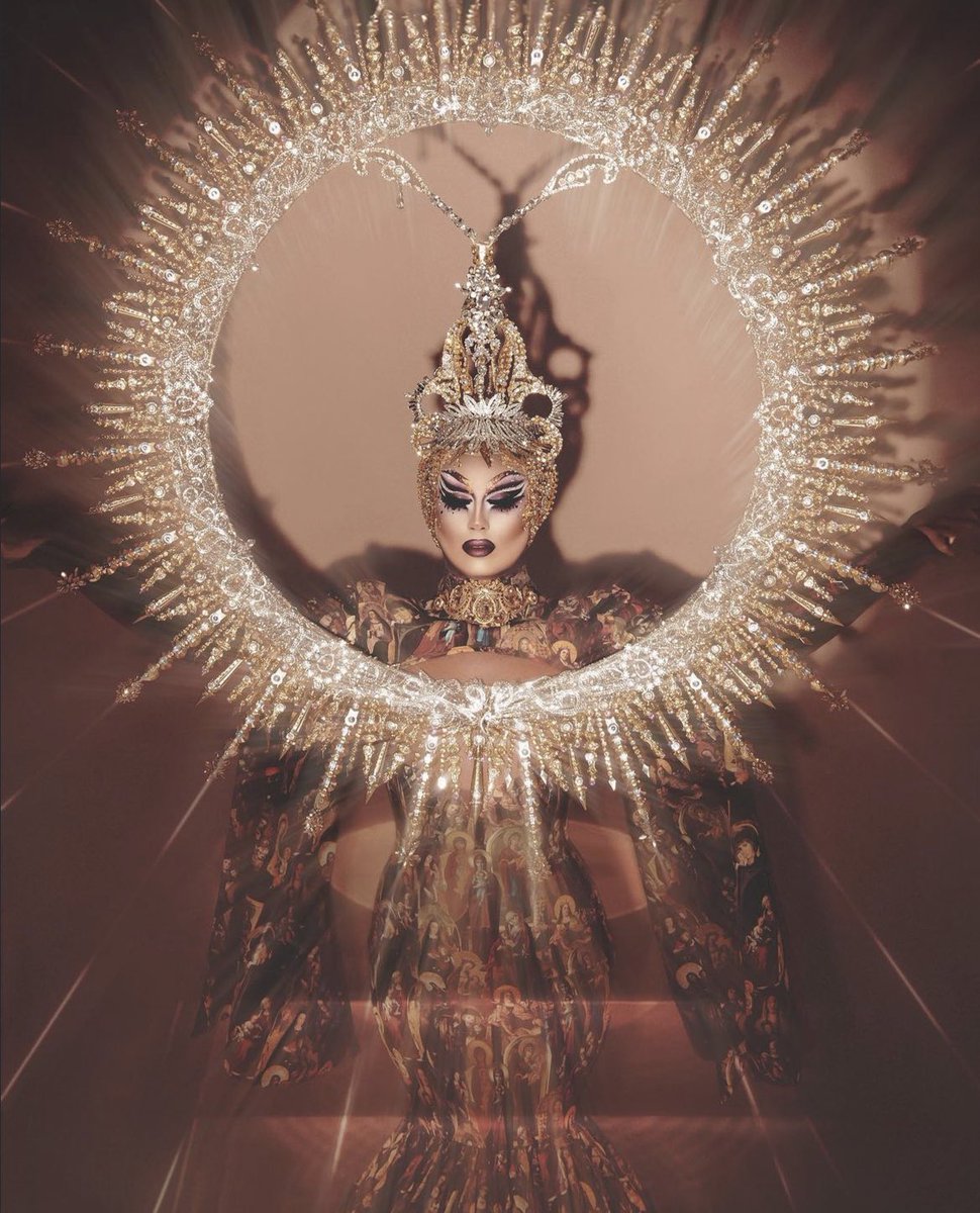 Drag Crave tweet media