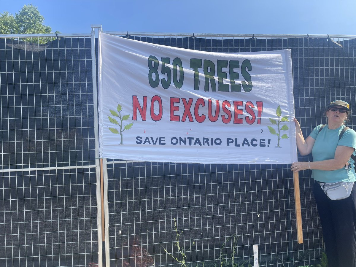 ONPlace4All's tweet photo. We’re out here at the Art Rally at Ontario Place, letting the government know how we feel about the taxpayer funded MegaSpa! OPP hearing is done for the day, a decision is pending. Donate to support their action: https://t.co/OcFdj9jdNx #topoli #onpoli https://t.co/NFnZ3Qeix7