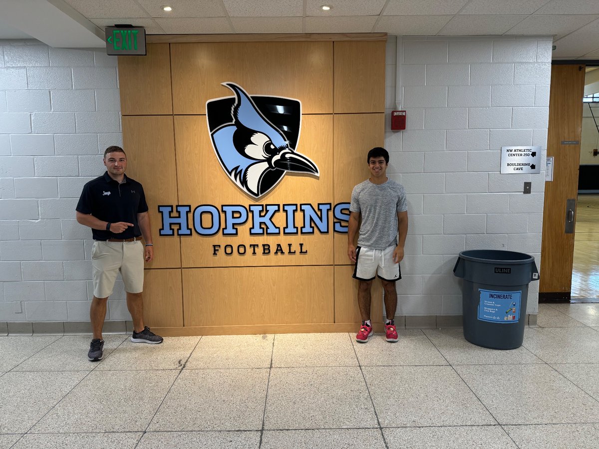 MerrinNath80009's tweet photo. I had a great visit today with Johns Hopkins. Thank you so much @CoachCrevani for taking the time out of your day to take me around. And it was a pleasure meeting @Coach_Costadina! https://t.co/kCfxhVnaq5