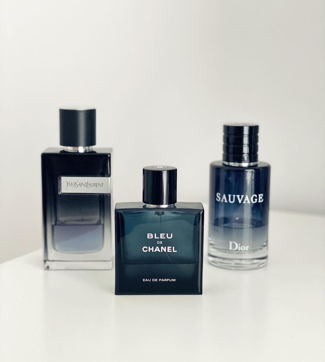 3izez_'s tweet photo. ثلاثي الررررررررعب !!!!

أفخم 3 عطور رجالية في العاااااالم دون اي منافسة 🔥🔥 

مين يتفق معي ياجماعة ؟؟ https://t.co/yZxgoVXsyq