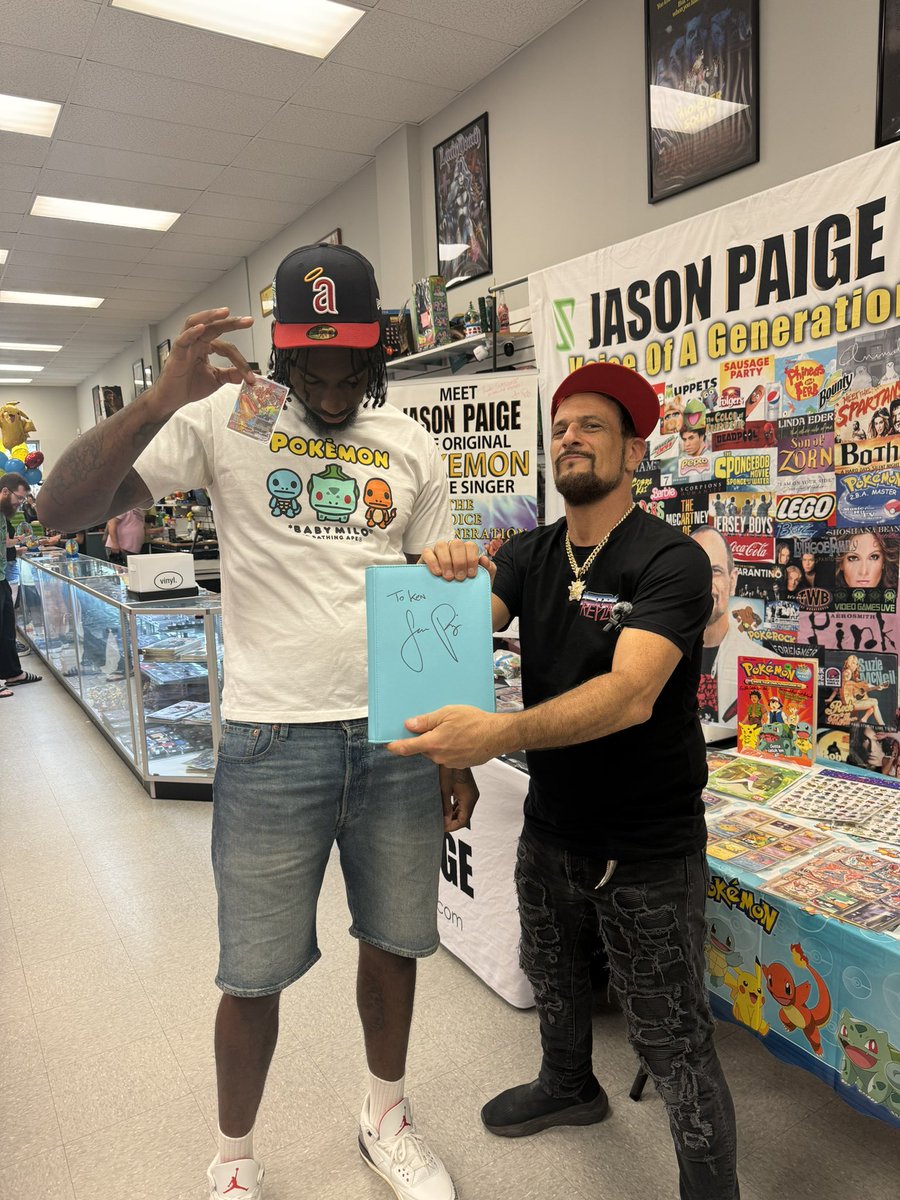 BigZuri_'s tweet photo. Got To Do One Of The Coolest Things Ever Today . 6 Year Old Me Is Happy 🦇🌍✨ https://t.co/9mqgOXyBcU