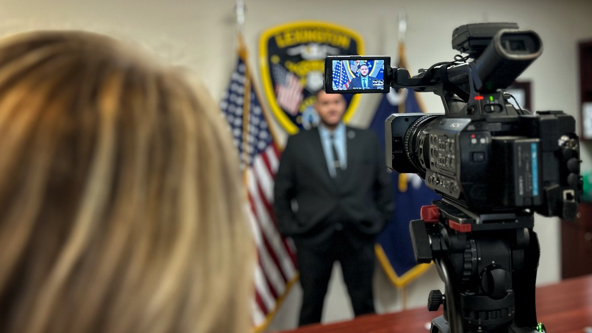 LexingtonPD's tweet photo. Having a great working relationships with our local media is important and we appreciate reporters @NaomipopaWIS10 @wis10 and @CassidyBayer @WLTX working on stories today on the homicide of Tyler Robinson that happened two years ago.

Look for these stories this evening/online. https://t.co/v8BrNOQWWk