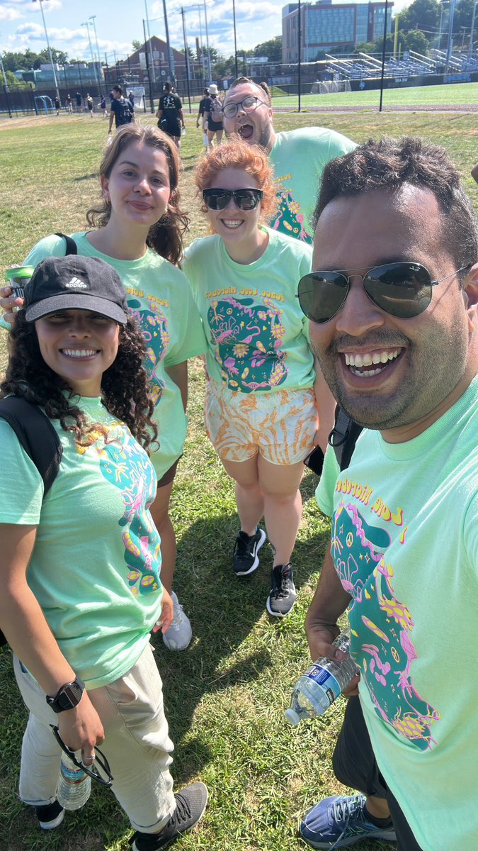 ivalbinoflores's tweet photo. @TuftsGSBS annual relays today were fun! #microteam https://t.co/BqSDZnEZ0r