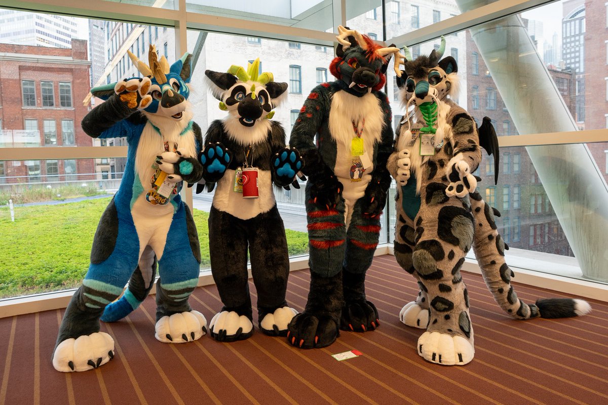 spiritpandasuit's tweet photo. Happy Fursuit Friday!!
Anthrocon came and went quickly!
Getting to meet so many of my clients and friends in person was an unforgettable experience!! I already can't wait to see everyone next year!
Thanks so much for making this fandom feel like home! 🥰
📸 by @SirDrewTheFree https://t.co/QVpYVwEYsb