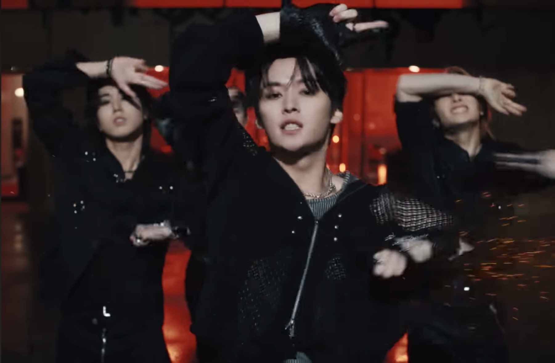 即発送 CHI:SKZ:8ページ mqdefault.jpg