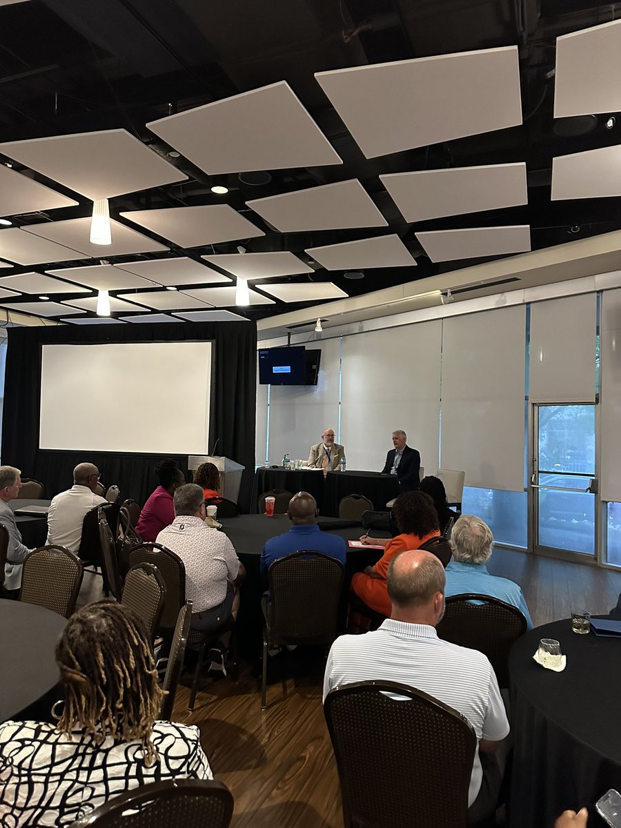 Big thank you to <a href="/jelliottsc/">Jason Elliott</a>  for coming to <a href="/MuniAssnSC/">Municipal Assn of SC</a>  conference to speak to the association of SC mayors about liquor liability