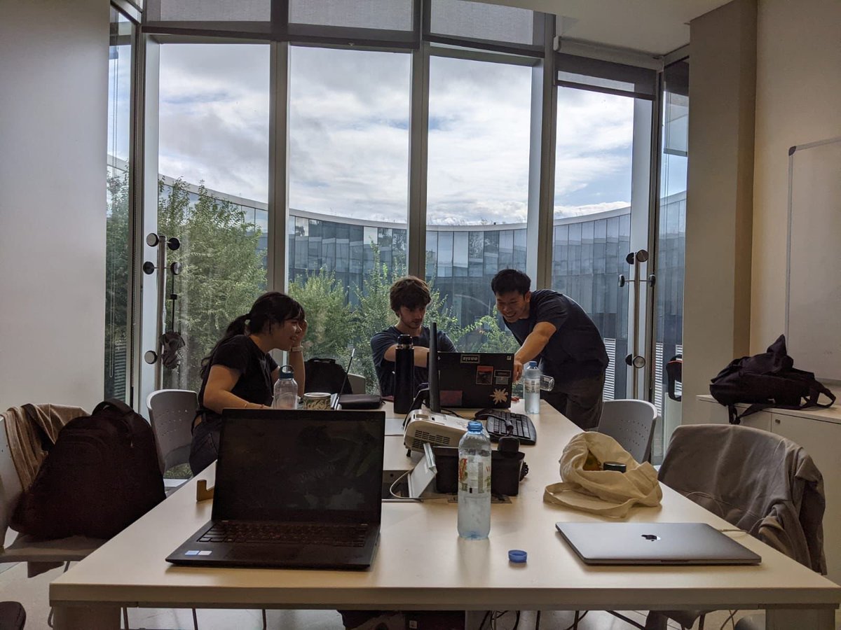 Noé trabajó en "Segmentación de tumores cerebrales mediante técnicas de deep learning" y defendió su trabajo de manera virtual desde Israel donde se encuentra realizando un intercambio.