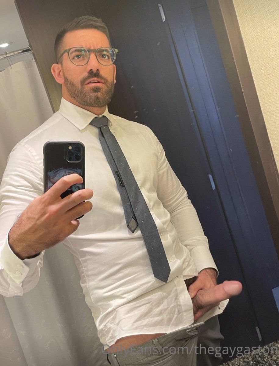 TheGayGaston's tweet photo. Do you think jerking off is a good way to release some stress?  😈😈 💦 https://t.co/ka288Timgf