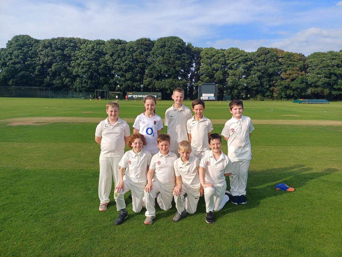 🏆 Group Winners 🏆

Our Under 11’s secured top spot and have won their group in Zone 2 of the Derwent Valley Junior Cricket League after beating Malton Under 11’s tonight by 20 runs 💪

Fantastic performance 🏏👏
