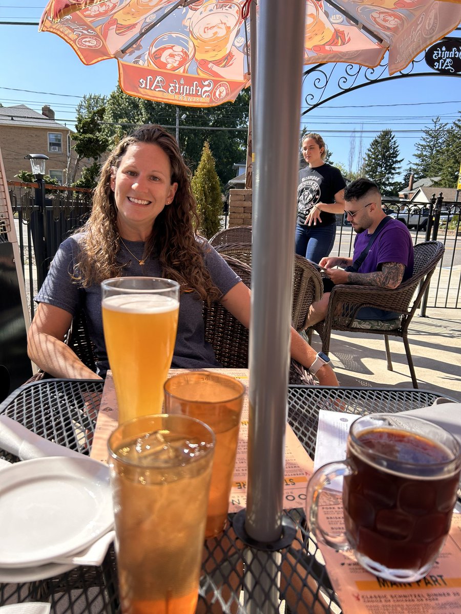 RideMoreCoaster's tweet photo. Beautiful patio weather @ChasBrosemer @SchnitzAleBrew https://t.co/5QwKIKsmZj