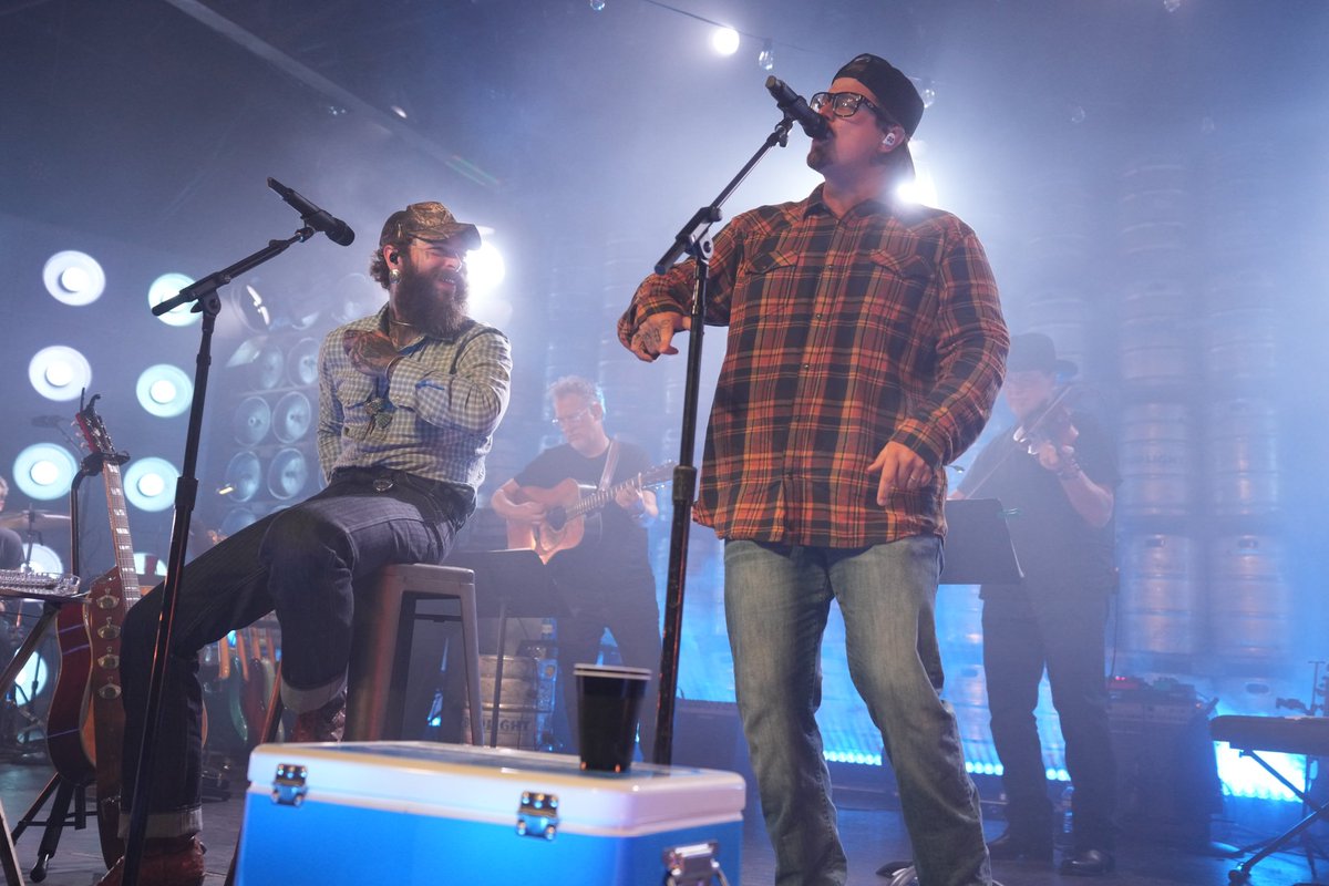 PostMalone's tweet image. thank you @budlight 🍻