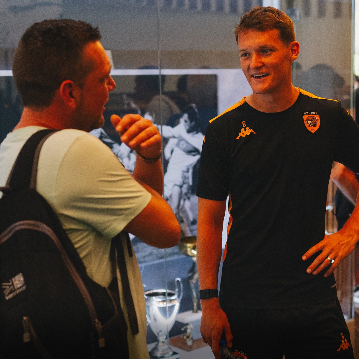 HullCity's tweet photo. We had some special visitors at the TFF Riva Facility yesterday 👋

#hcafc | @Corendon_Air https://t.co/bCGm4QSIzJ