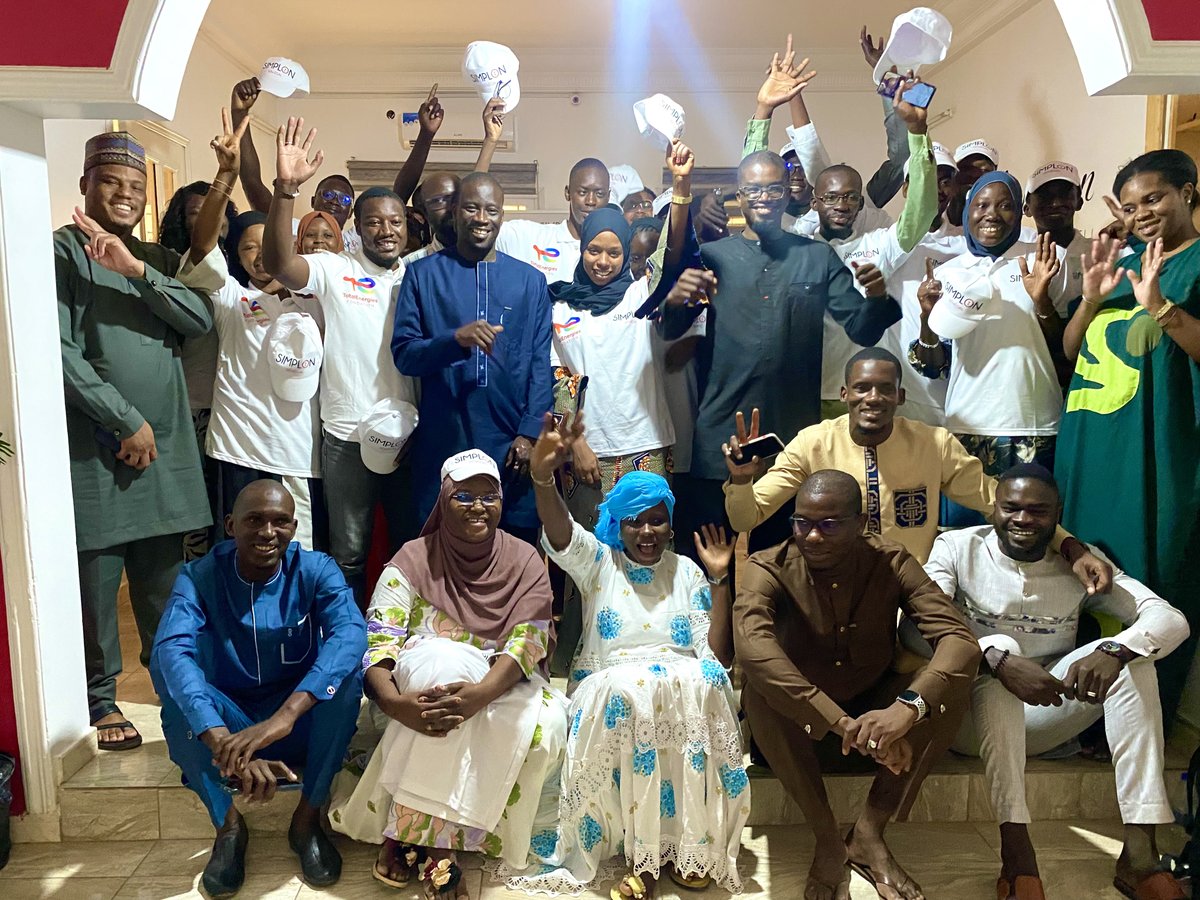 SenegalSimplon's tweet photo. 🚀 #ADEFNIPA C'est reparti !
Après le processus rigoureux de sélection bouclé par les entretiens, 21 candidat.e.s ont été choisi.e.s pour intégrer la P3 ADEFNIPA (Alliance des Entreprises pour la Formation Numérique et l'Insertion Professionnelle en Afrique). https://t.co/LEnDdn370B