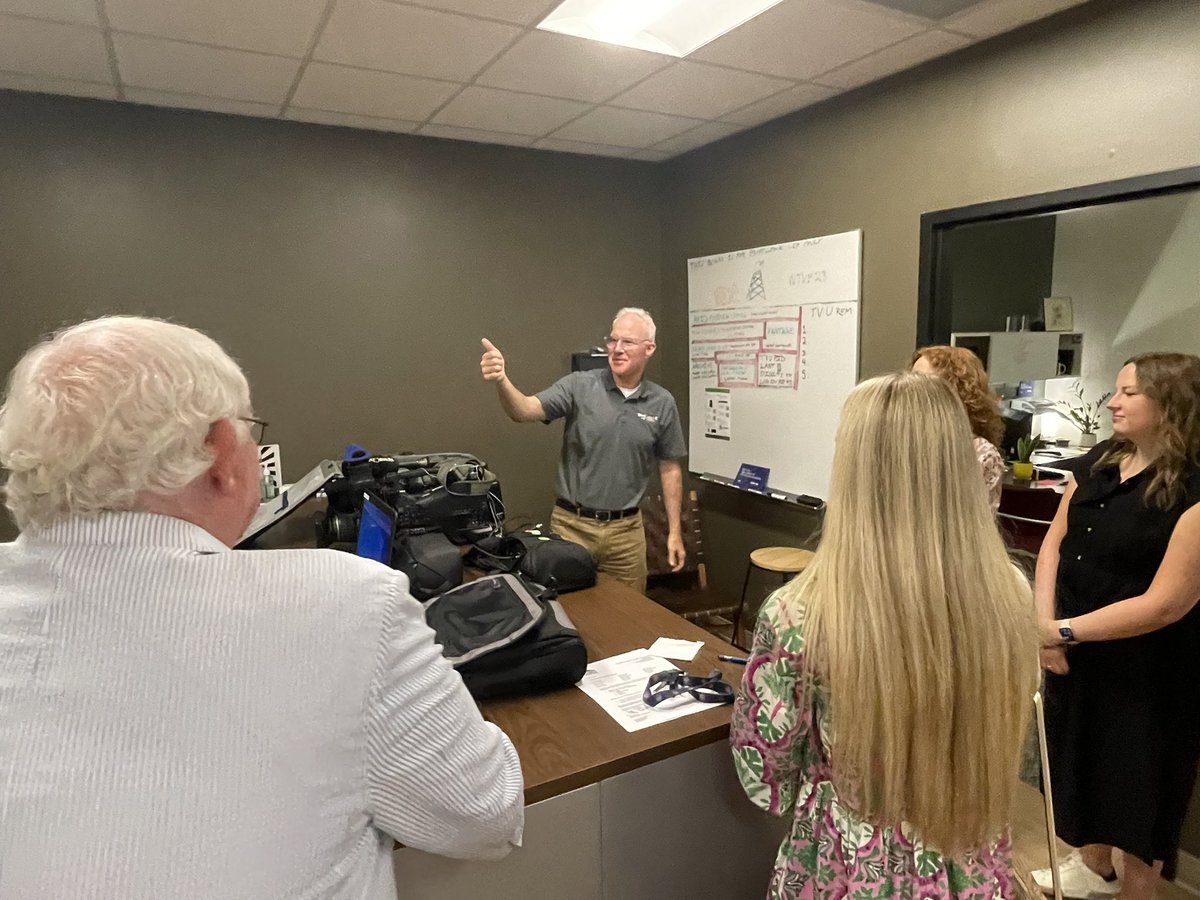mcneelybrockman's tweet photo. Today’s lead story? MBPR’s first-class tour of @NC5, and our behind-the-scenes look at daily news gathering and storytelling. Thank you to News Director Sandy Boonstra, I-Team reporter @LeviAIsmail and Chief Photographer Mike Rose for their time and expertise! https://t.co/eQKAza6OQi