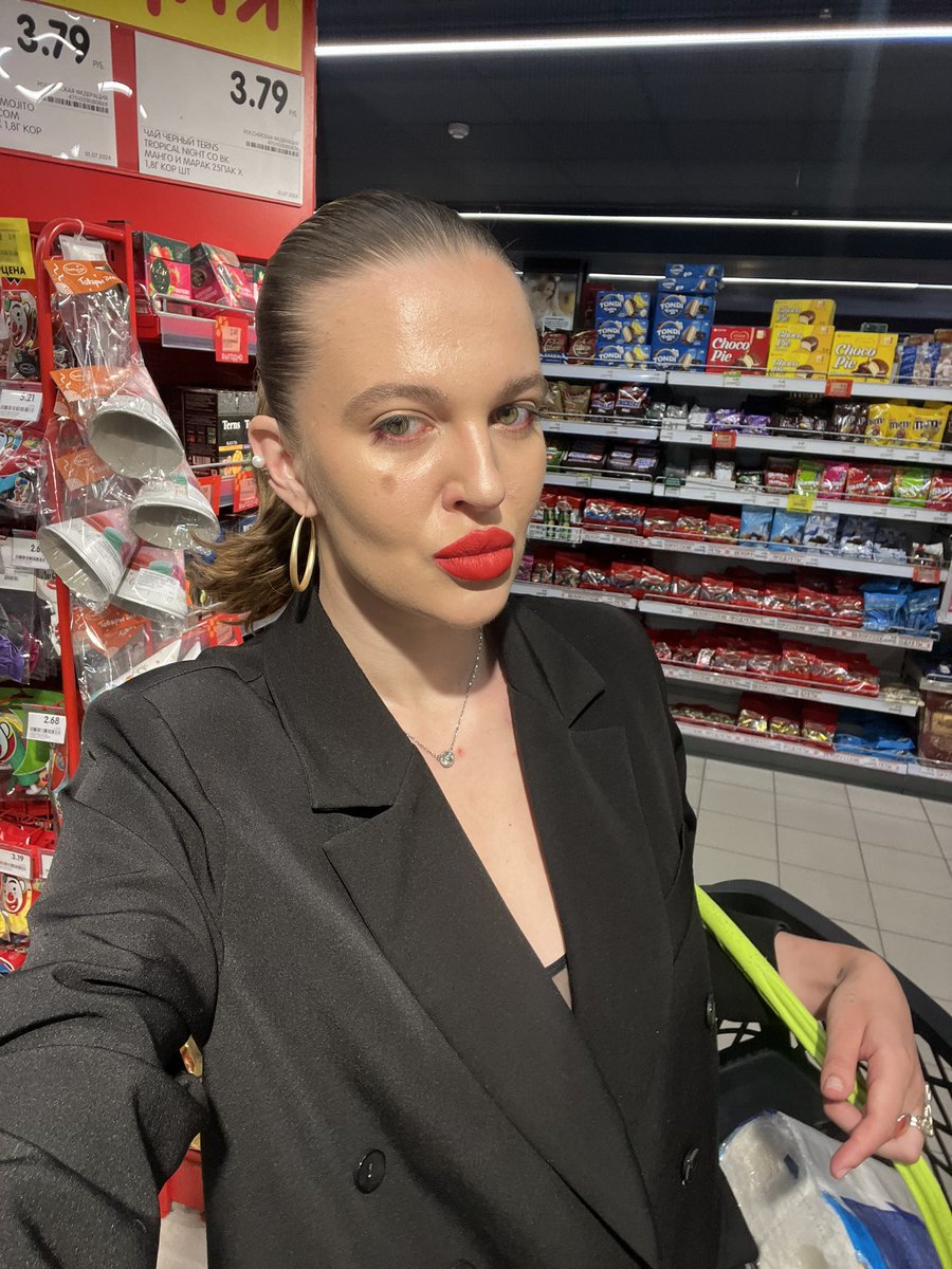 raewitsch tweet picture