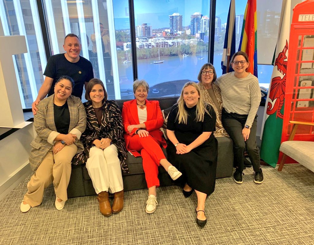 VickiTreadell's tweet photo. Thank you @Lucy_EM_ &amp; Team Brissy @ukinaustralia for an excellent programme. Good to see you all.
@BCGBrisbane see you next time. https://t.co/3lmgHUaL2r