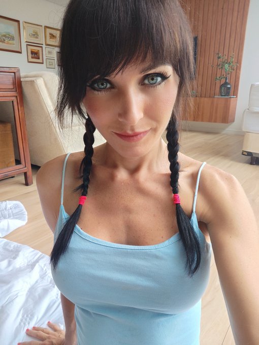 Do you want to go out with me? https://t.co/JcNweHlqFC<a href="/tag/mvsales"class="tags"><span>#mvsales</span></a>