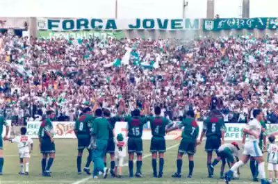 98 ano triunfal, e a série B foi nossa... Que se foda o Londrina, mas essa entrou pra história... 
vamo vamo vamo meu GAMÃO, reconquistar a nossa história! 
💚💚🎵