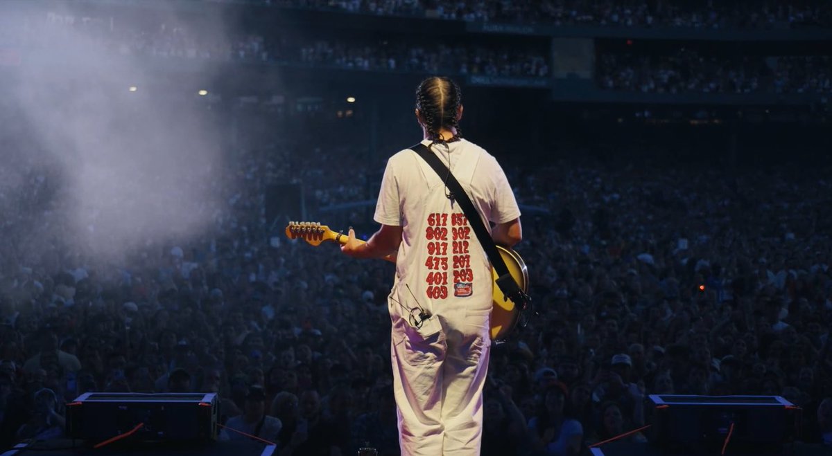 NoahKahanNation's tweet photo. Noah’s overalls for Fenway night 2! https://t.co/X2VhST0N4F